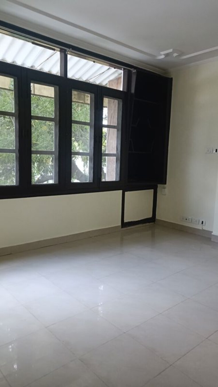 Room, hauz khas enclave 2 Bedroom 1200 Sq.Ft. Builder Floor In Hauz Khas Enclave Delhi 10238639