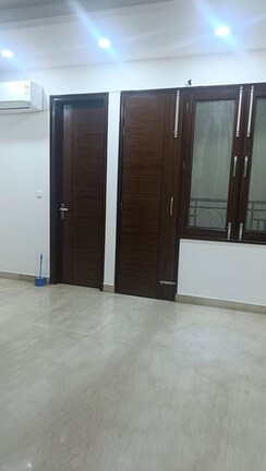 2 BHK + Pooja Room Builder Floor For Rent in Green Park