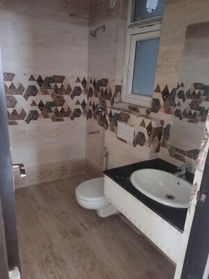 Team Area in 2 BHK Apartment at Ambika Florence Park, North Mullanpur – for Sale