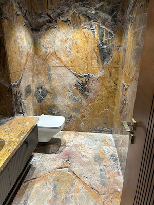 Balcony in 4 BHK Builder Floor at Defence Colony – for Sale