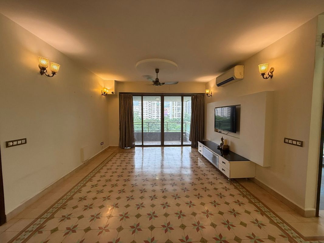 3 BHK + Extra Room Apartment For Sale in Runwal Bliss