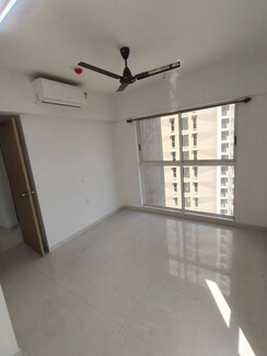 2 BHK + Extra Room Apartment For Rent in Regency Anantam