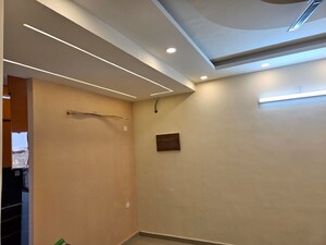 Room in 3 BHK Apartment at Pyramid Altia, Sector 70 – for Rent