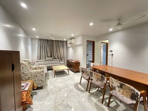 2 BHK Apartment For Rent in Kabra Centroid, Santacruz East