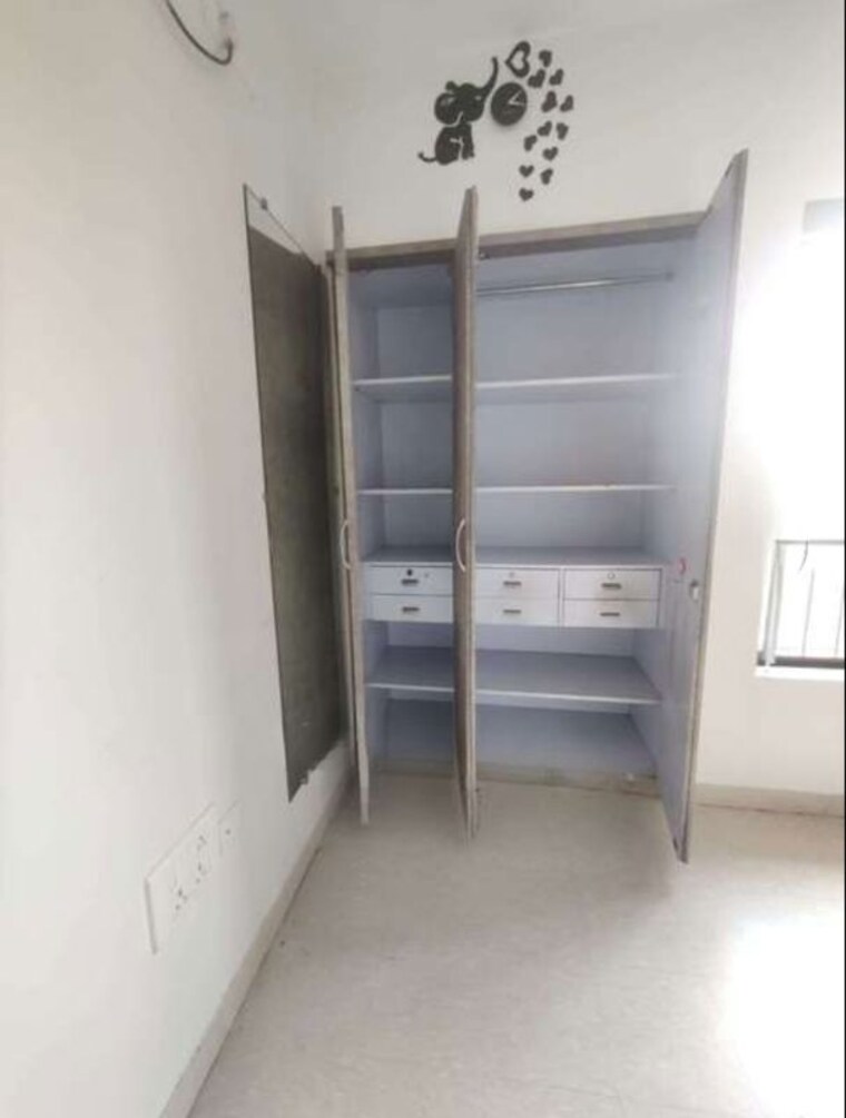 Bedroom, lodha-luxuria-priva 2 Bedroom 809 Sq.Ft. Apartment In Majiwada Thane 10238892