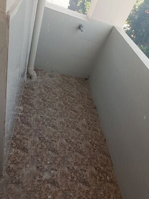 Room in 2 BHK Apartment at GR Enclave Kukatpally, Kukatpally – for Sale