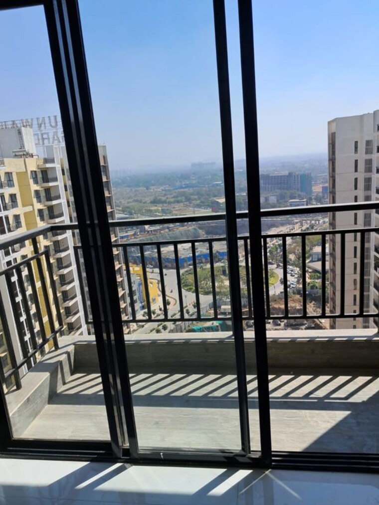 Balcony, runwal-gardens 1 Bedroom 450 Sq.Ft. Apartment In Dombivli East Thane 10239054
