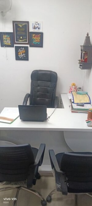 Furnished Amenities in  Office Space at Gaur City Mall, Sector 4 Greater Noida – for Rent