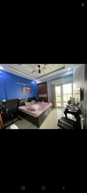 Team Area in 3.5 BHK Apartment at Ajnara Klock Tower, Sector 74 – for Rent