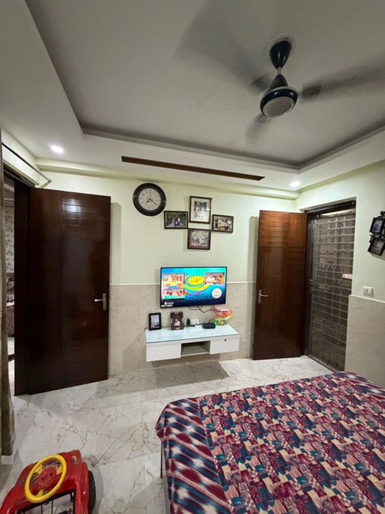 Bedroom, puri-aman-vilas 3 Bedroom 1585 Sq.Ft. Apartment In Sector 89 Faridabad 10239142