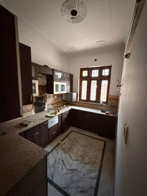 2 BHK Builder Floor For Rent in Puri Kohinoor, Sector 89