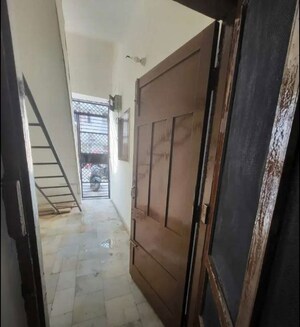 3 BHK Builder Floor For Rent in Sector 20