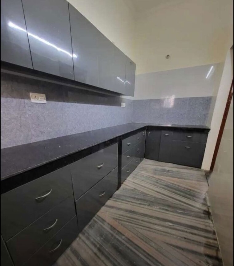 Kitchen, sector 20 3 Bedroom 1500 Sq.Ft. Builder Floor In Sector 20 Chandigarh 10239181