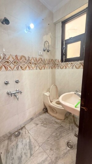 Bathroom in 2 BHK Builder Floor at Maidan Garhi – for Rent