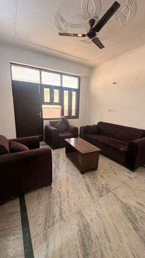 Living Room in 2 BHK Builder Floor at Maidan Garhi – for Rent