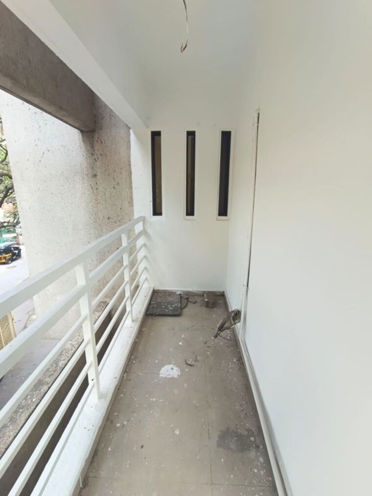 Balcony, tulsi-pride 3 Bedroom 940 Sq.Ft. Apartment In Chembur Mumbai 10239208