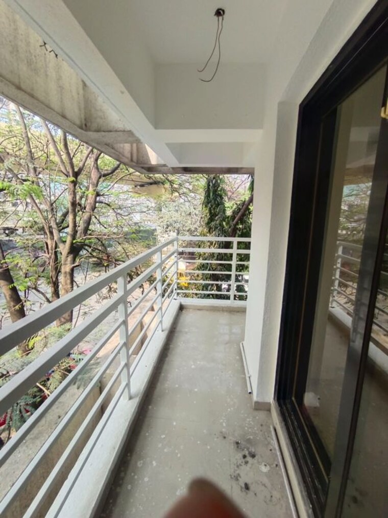 Balcony, tulsi-pride 3 Bedroom 940 Sq.Ft. Apartment In Chembur Mumbai 10239208