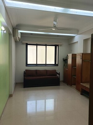 Living Room in 1.5 BHK Apartment at Parel – for Rent
