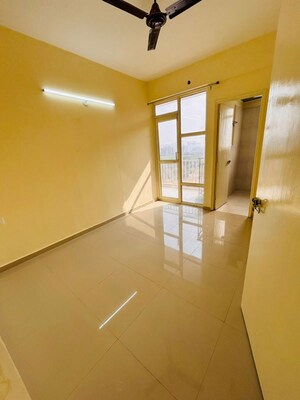 3 BHK Apartment For Rent in Pyramid Altia, Sector 70