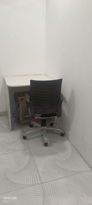 Team Area in  Office Space at Gaur City Mall, Sector 4 Greater Noida – for Rent