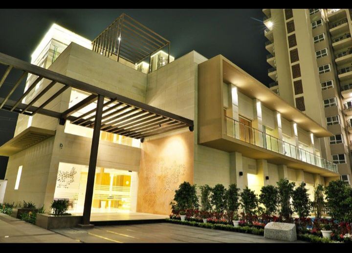 3 BHK + Servant Room 1889 Sq.Ft. Apartment in Adani M2K Oyster Grande