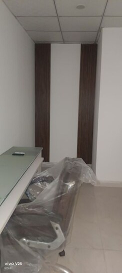 Office Space For Rent in Gaur City Mall