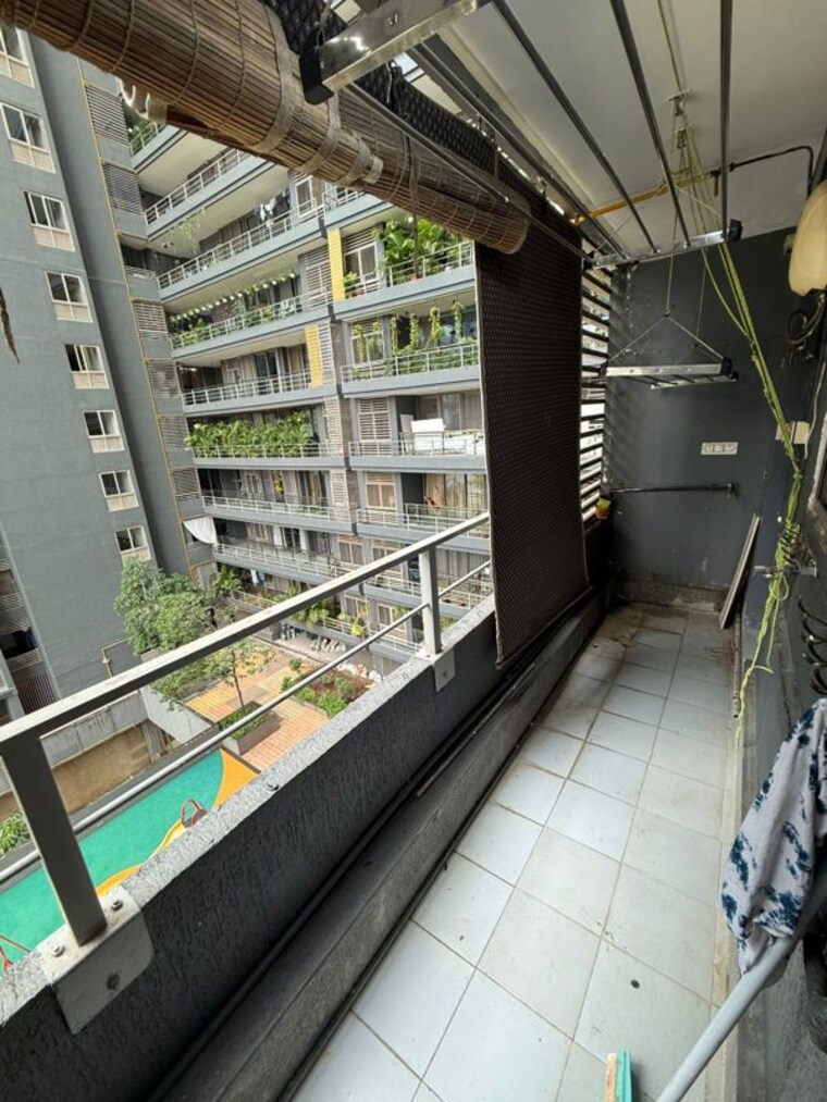 Balcony, the-wadhwa-the-address 3.5 Bedroom 2022 Sq.Ft. Apartment In Ghatkopar West Mumbai 10239315