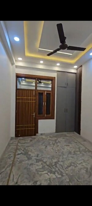 Building Lobby in 3 BHK Builder Floor at Niti Khand – for Sale
