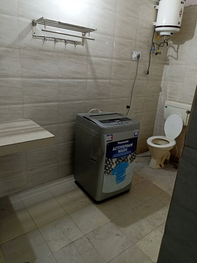 Bathroom, supertech-cape-town 2.5 Bedroom 1325 Sq.Ft. Apartment In Sector 74 Noida 10239334