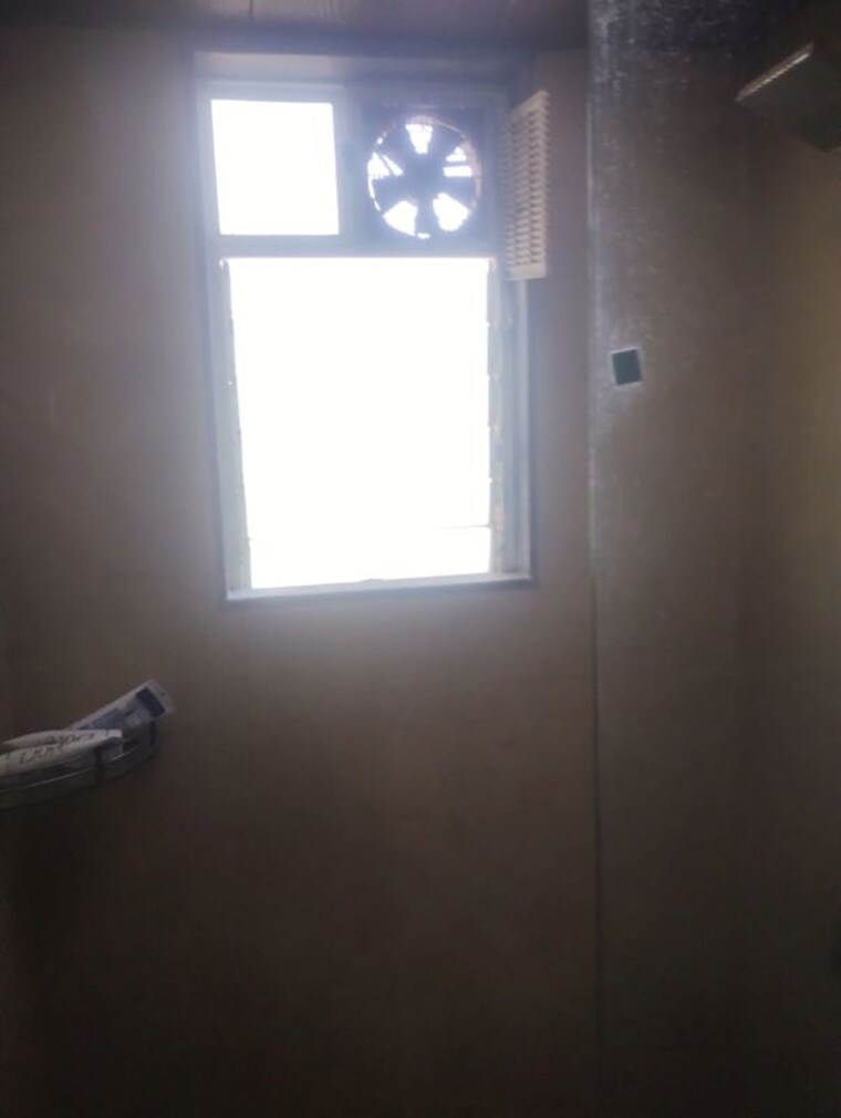Bathroom, kabra-aurum 2 Bedroom 760 Sq.Ft. Apartment In Goregaon West Mumbai 10239390