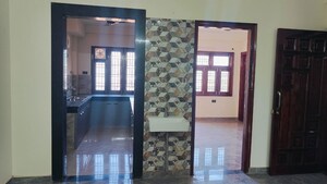 Living Room in 2 BHK Builder Floor at Sector 31 – for Rent