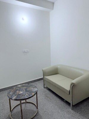 Furnished Amenities in 3 BHK Builder Floor at Sector 46 – for Rent