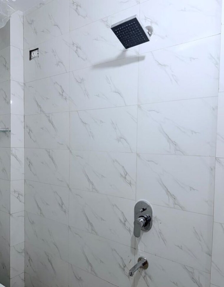 Bathroom, sector 46 3 Bedroom 1800 Sq.Ft. Builder Floor In Sector 46 Gurgaon 10239461