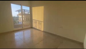 Room in 3 BHK Apartment at Malwa Escon Primera, International Airport Road – for Rent