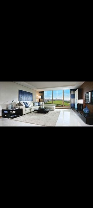 Bedroom in 2 BHK Apartment at Lodha Vista, Lower Parel – for Rent