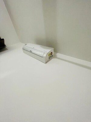 Furnished Amenities in 2 BHK Apartment at Majestique Towers, Kharadi – for Rent