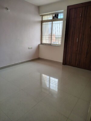 Room in 3 BHK Apartment at Bariatu – for Rent