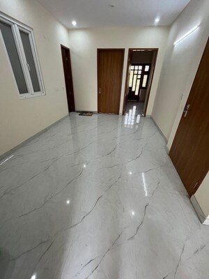 Building Lobby in 3 BHK Builder Floor at AVL 36 Gurgaon, Sector 36 – for Rent