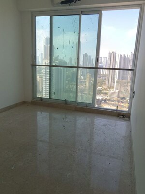 Room in 2 BHK Apartment at Marathon Monte South, Byculla West – for Rent