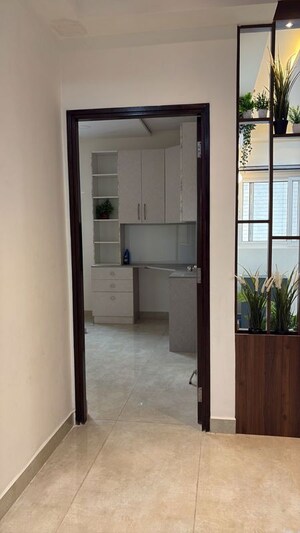 Room in 2.5 BHK Apartment at Candeur 40, Miyapur – for Rent