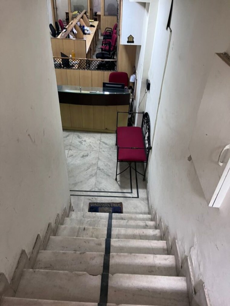 undefined, lajpat nagar i Commercial Office Space 1800 Sq.Ft. In Lajpat Nagar I Delhi 10239493