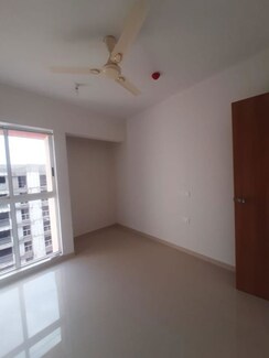 2 BHK + Extra Room Apartment For Rent in Lodha Codename Premier