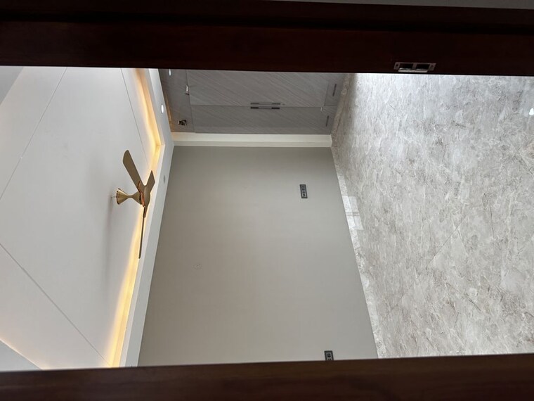 Room, sector 31 3 Bedroom 1800 Sq.Ft. Builder Floor In Sector 31 Faridabad 10239564