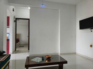 Furnished Amenities in 2 BHK Apartment at Dombivli East – for Rent