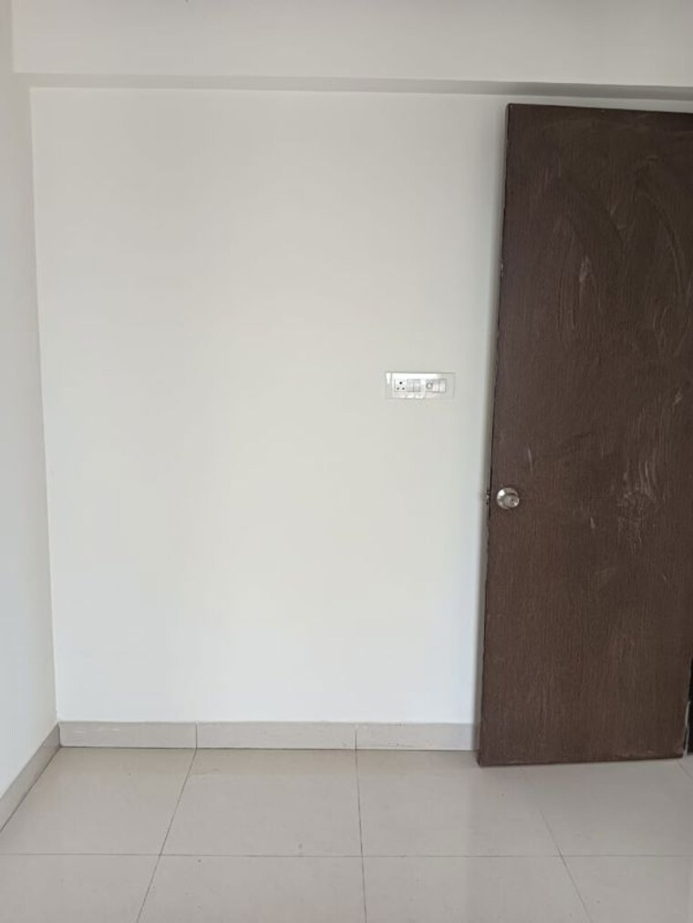 Room, runwal-gardens 1 Bedroom 400 Sq.Ft. Apartment In Dombivli East Thane 10239629