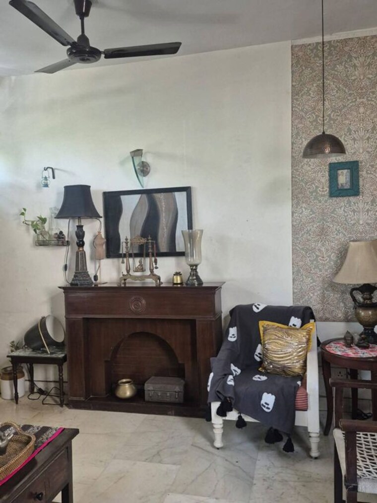 Living Room, atlantis-cghs 3 Bedroom 1450 Sq.Ft. Builder Floor In Sector 47 Gurgaon 10239610