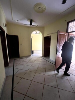 Bathroom in 3 BHK Independent House at Sector 30 – for Rent