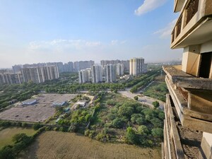 2.5 BHK Apartment – Exterior View View at Supertech Renesa, Sector 118 - for Rent