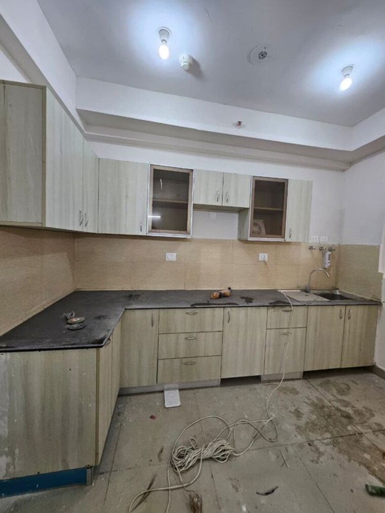 Kitchen, supertech-renesa 2.5 Bedroom 1260 Sq.Ft. Apartment In Sector 118 Noida 10239644