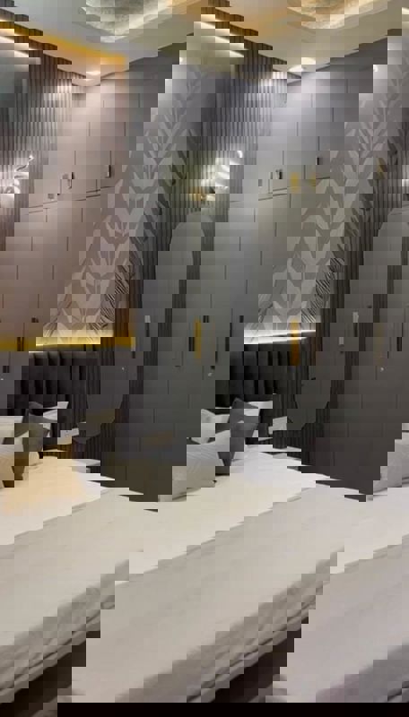 2 BHK 750 Sq.Ft. Apartment in Lokhandwala Complex